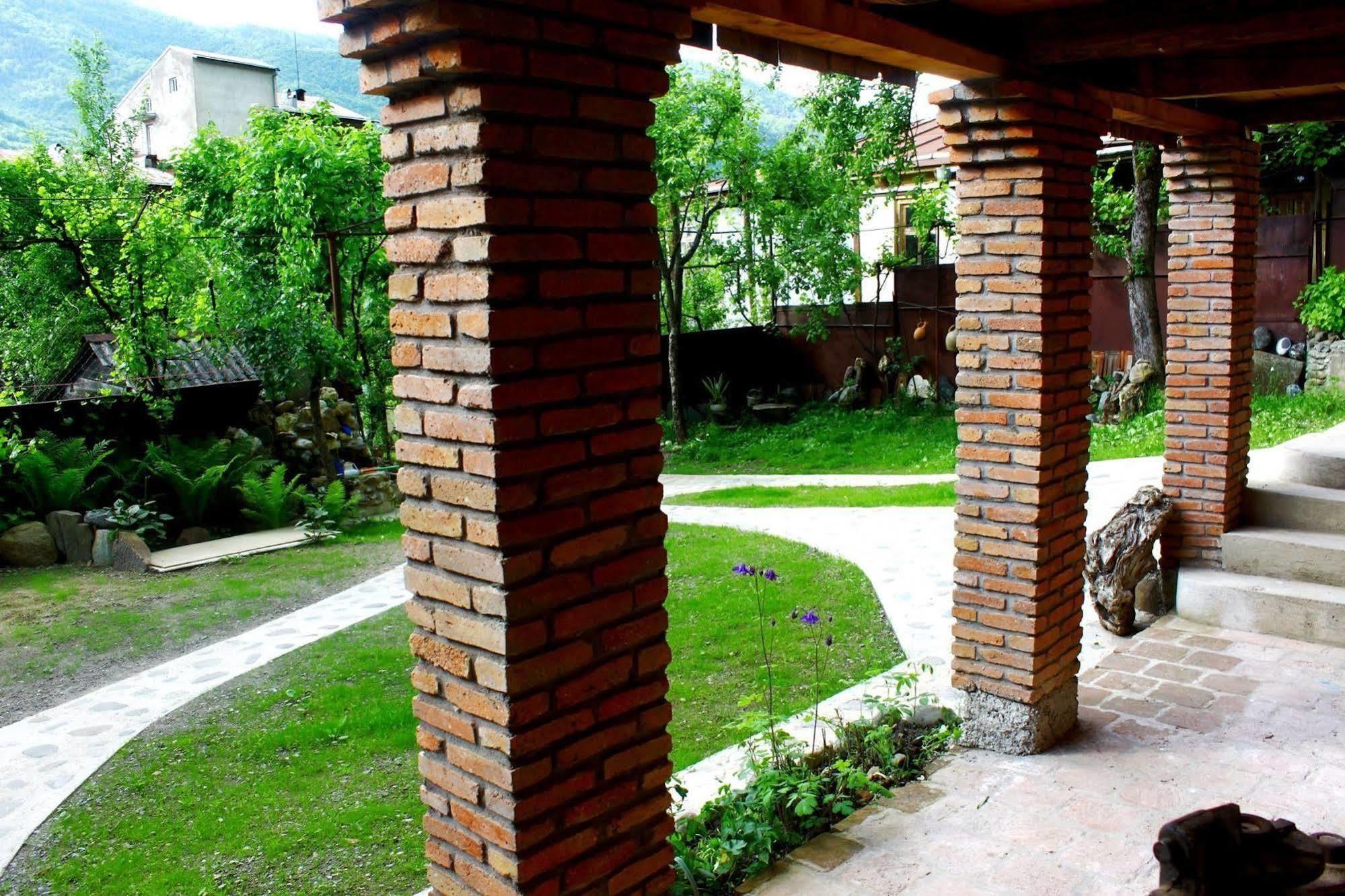 Guest House Gallery Oni Екстер'єр фото